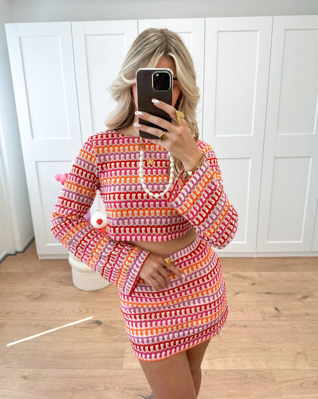Dames set voor vrouwen met meerkleurig patroon, crop-top met lange mouwen en minirok