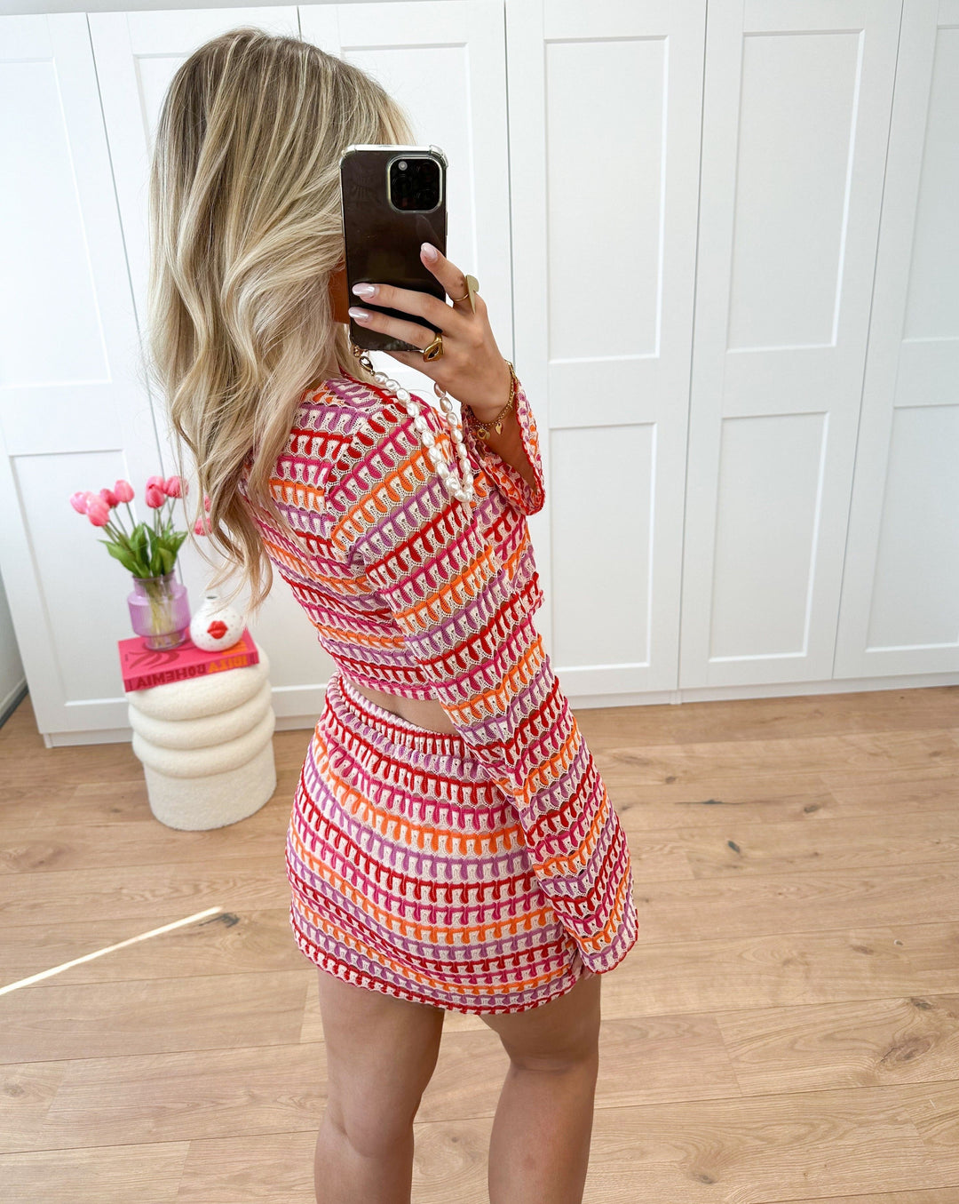 Dames set voor vrouwen met meerkleurig patroon, crop-top met lange mouwen en minirok