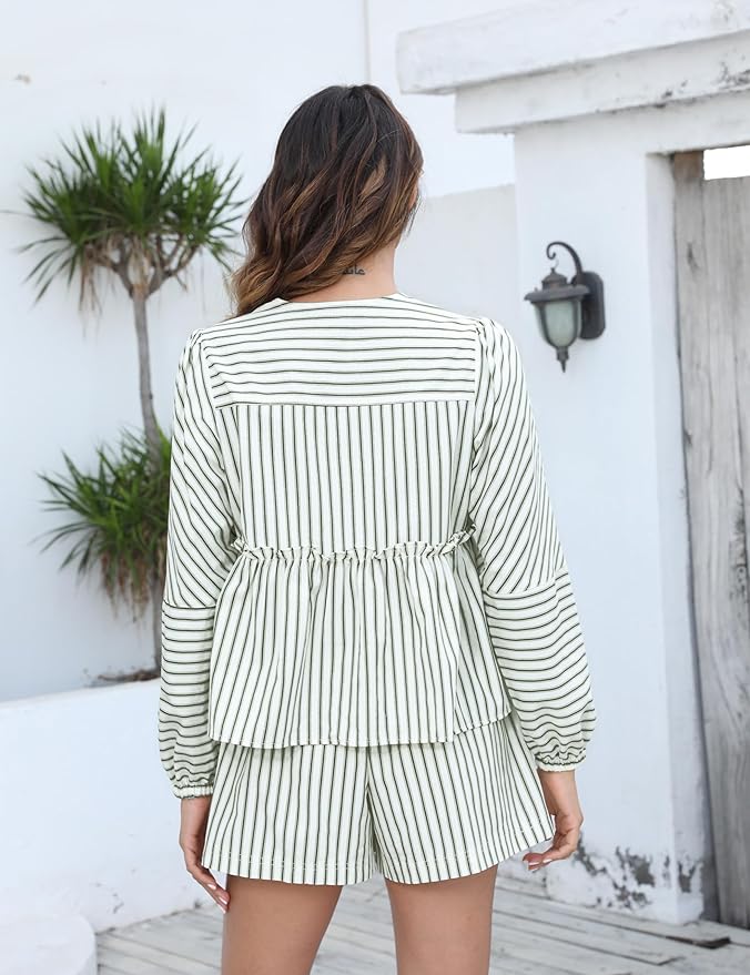 Damesset voor vrouwen met streeppatroon, pofmouwen en korte broek