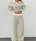 Damen Set mit gestreiftem Oberteil und Hose