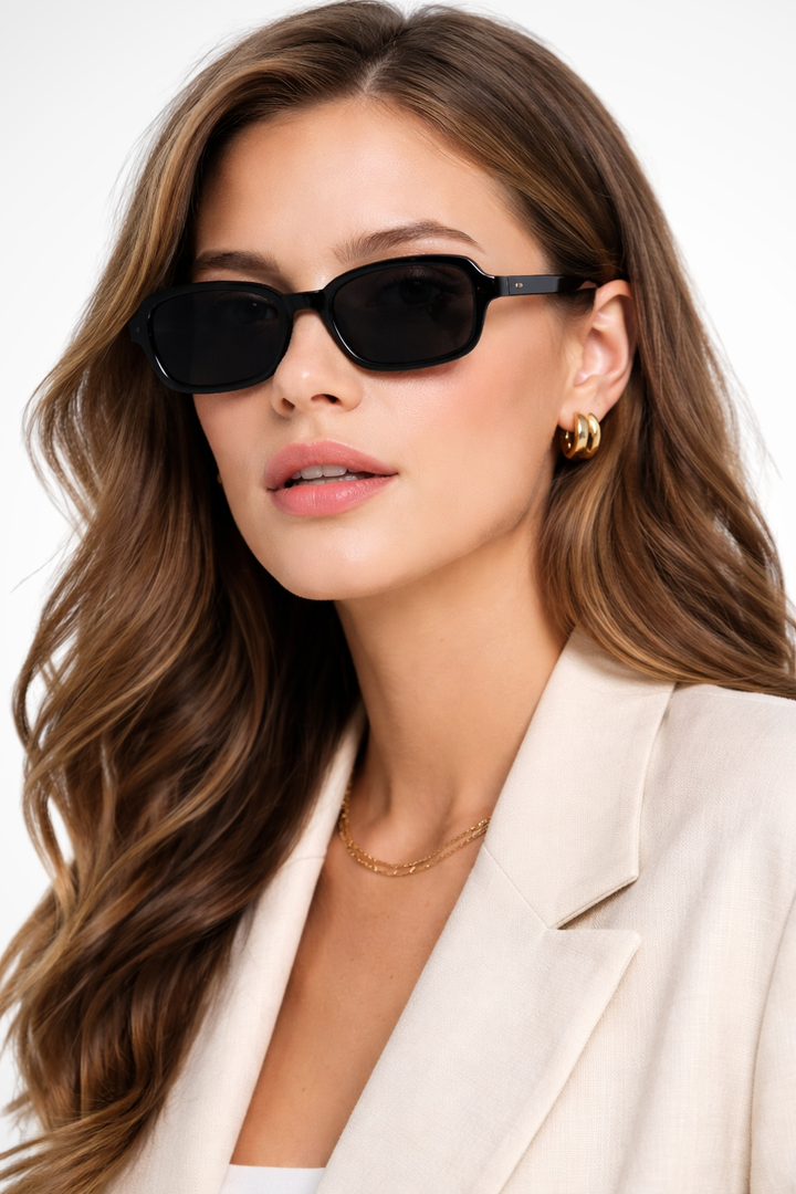 Damen Sonnenbrille mit Rechteckrahmen und abgeschrägten Ecken