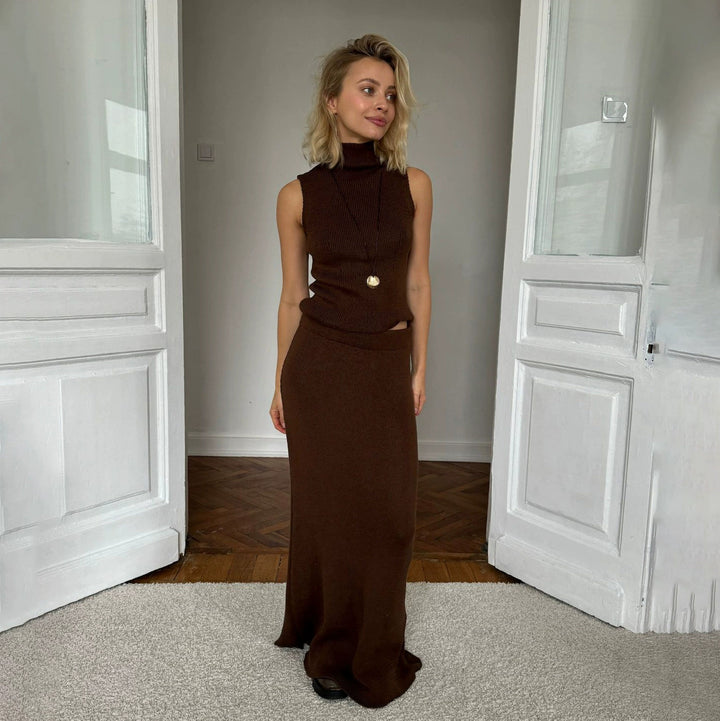 Dames gebreide set met mouwloze coltrui en maxirok