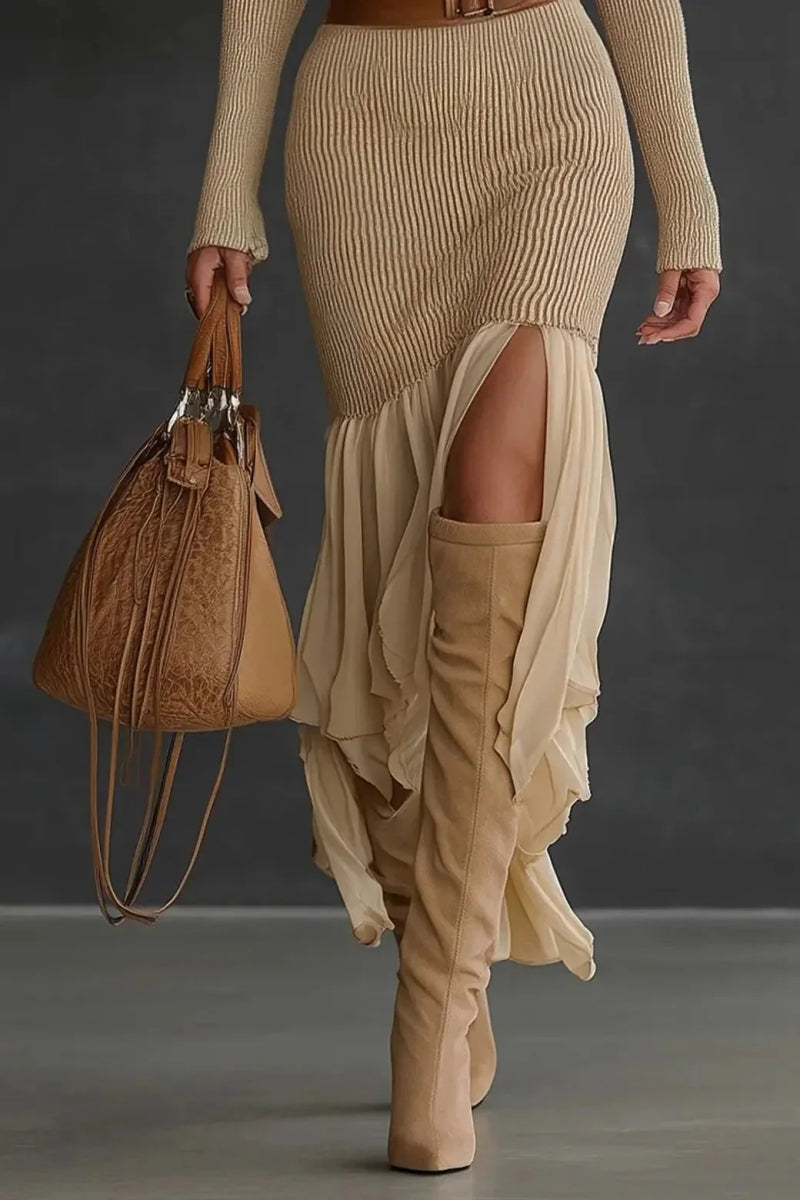 Dames gebreide jurk met col, lange mouwen, geribbelde oppervlakte en ruches aan de zoom