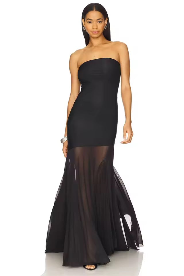 Dames strapless maxi-jurk met asymmetrisch transparant inzetstuk en uitlopende zoom