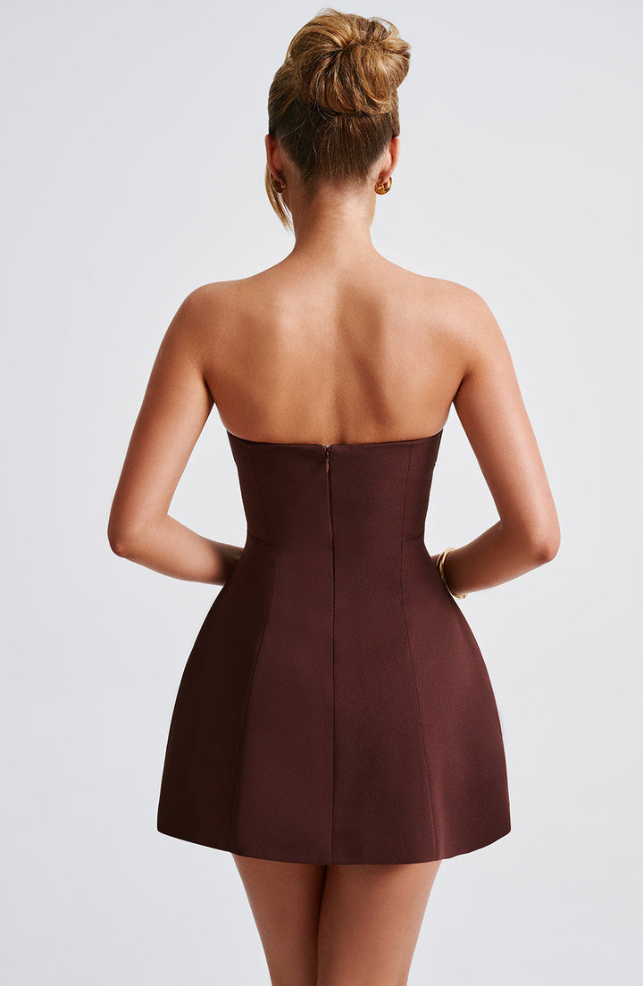 Dames strapless minijurk met paneelnaden en uitlopende rok