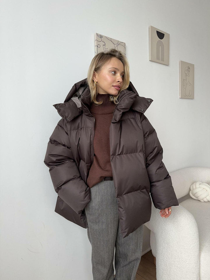 Damen-Winterjacke mit Kapuze und Reißverschluss vorne