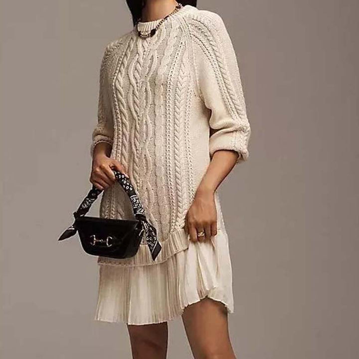 Edda Damen Strickkleid in A-Linie mit Zopfmuster und Faltenrock