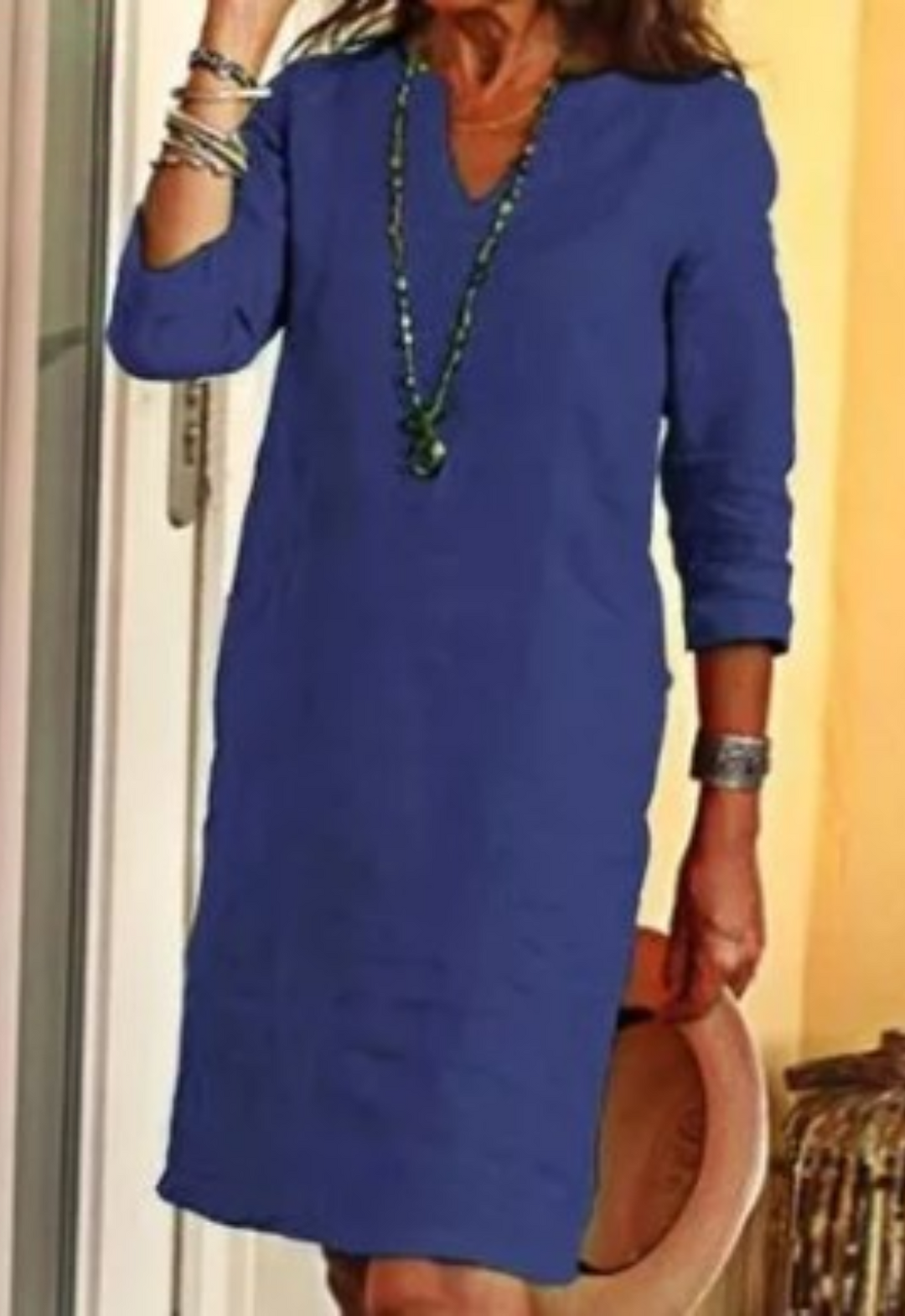 Elvy | Elegantes Kleid mit V-Ausschnitt