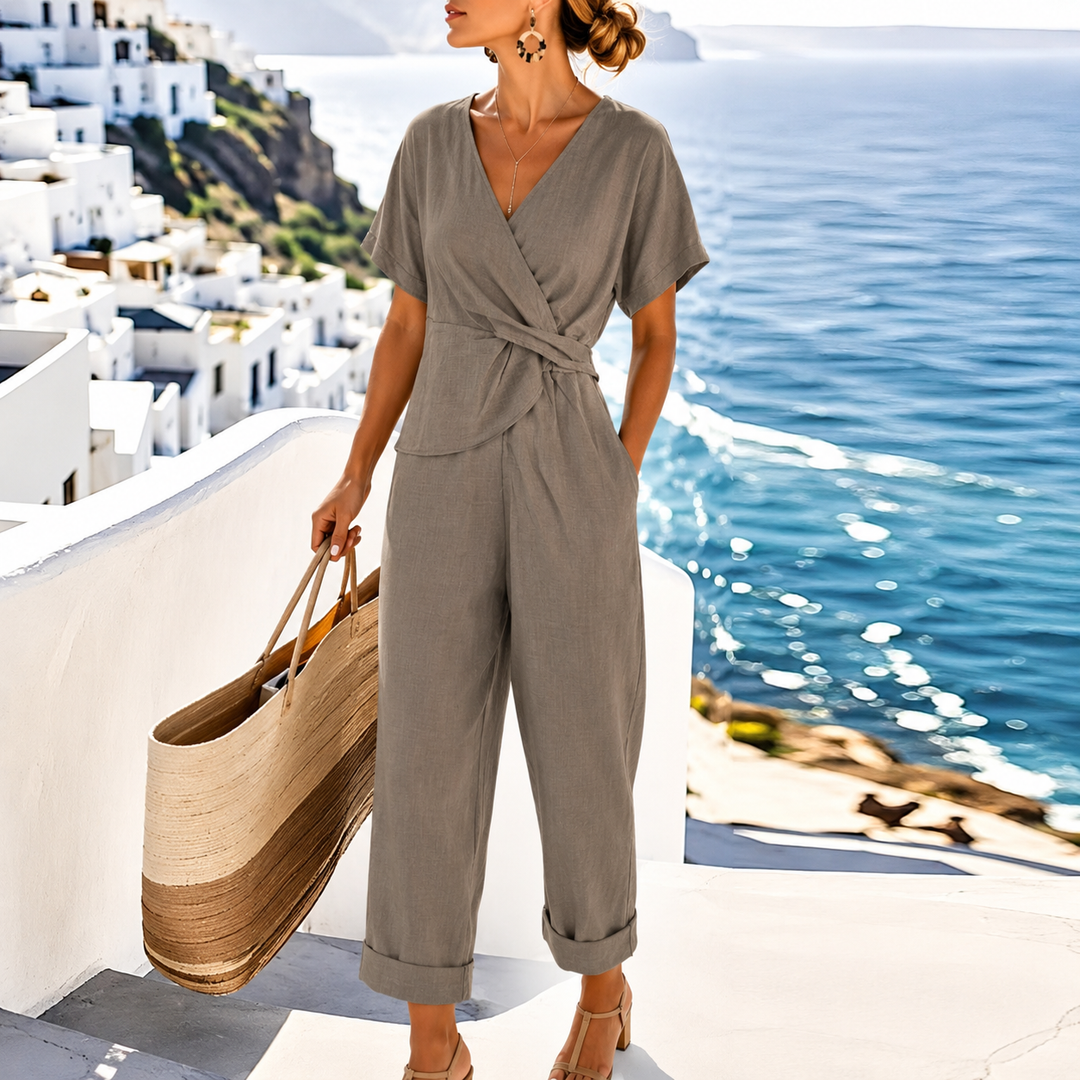 Estelle | Damen Kurzarm Jumpsuit mit V-Ausschnitt