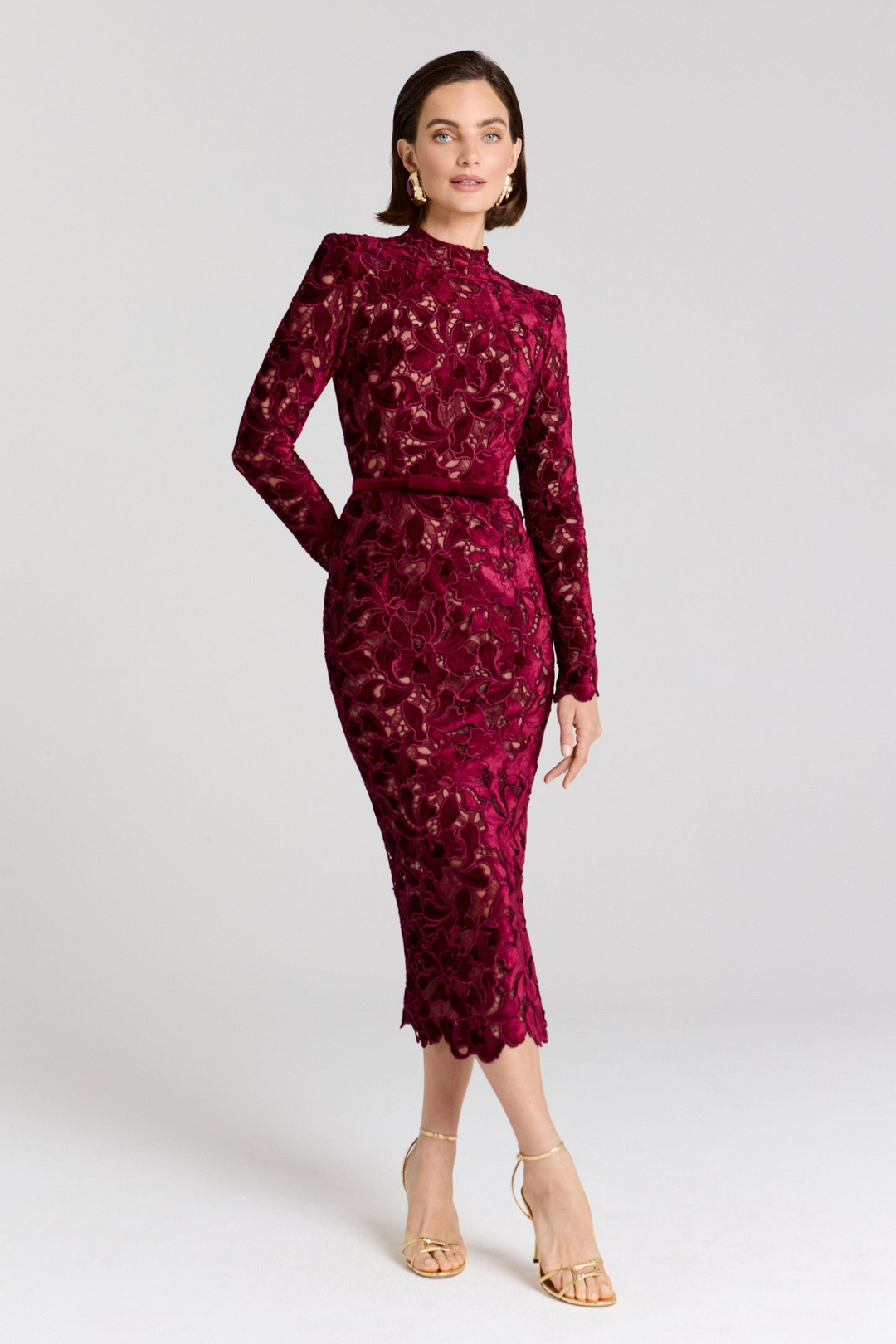 Festliches Kleid Damen Midi Spitzenkleid mit Stehkragen und Langarm und Gürtel