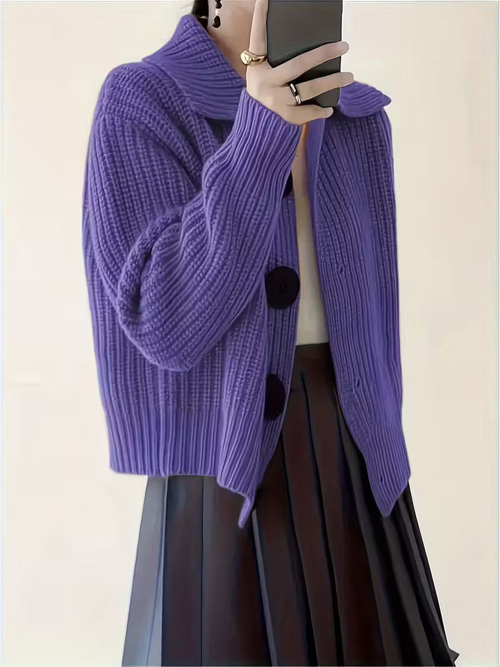 Frida Damen Grobstrickpullover mit großen Zierknöpfen