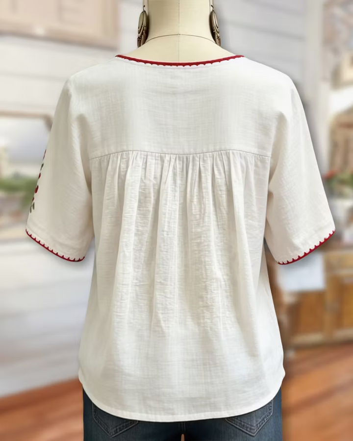 Frieda Damen Bluse mit Blumenstickerei und gerafftem Rundhalsausschnitt