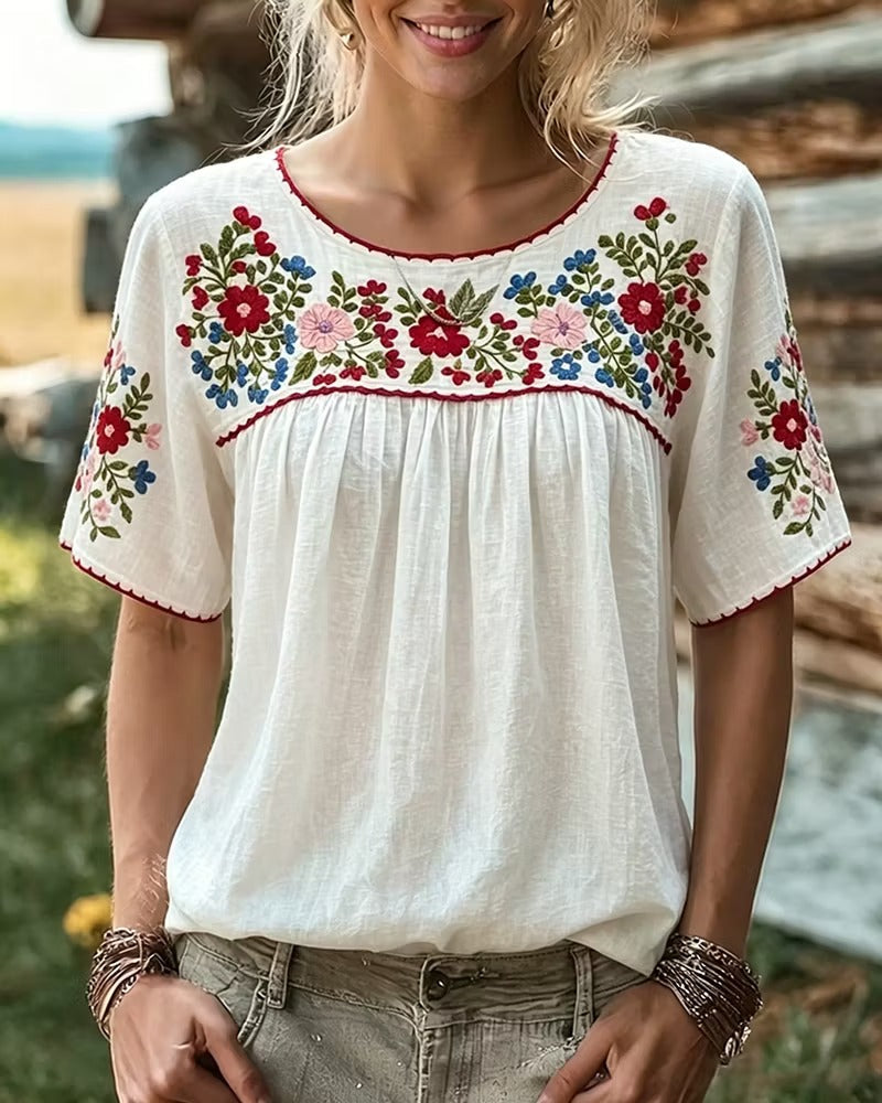 Frieda Damen Bluse mit Blumenstickerei und gerafftem Rundhalsausschnitt