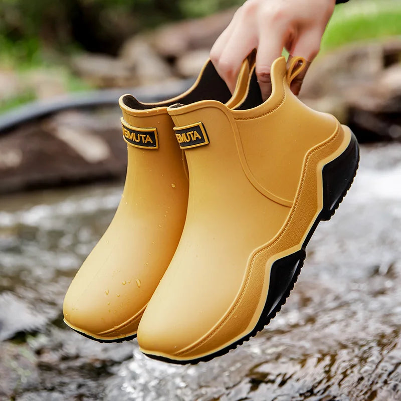Gummistiefel Damen mit Halbhohem Schaft und Profilsohle