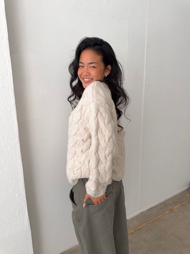 Hanna Damen Zopfstrickpullover mit Puffärmeln und Oversize-Schnitt