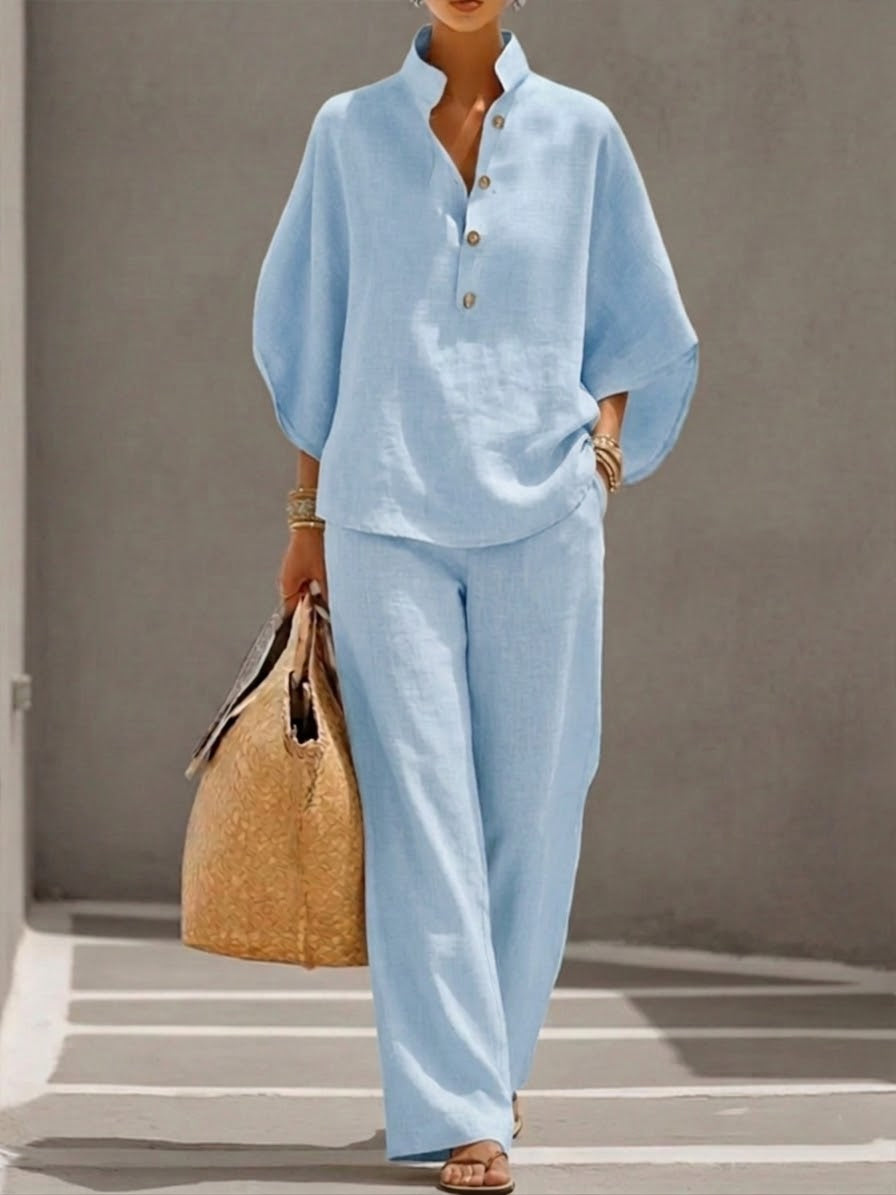 Hiltrud Damen Zweiteiliges Set mit Stehkragenbluse und weiter Hose – Hellblau