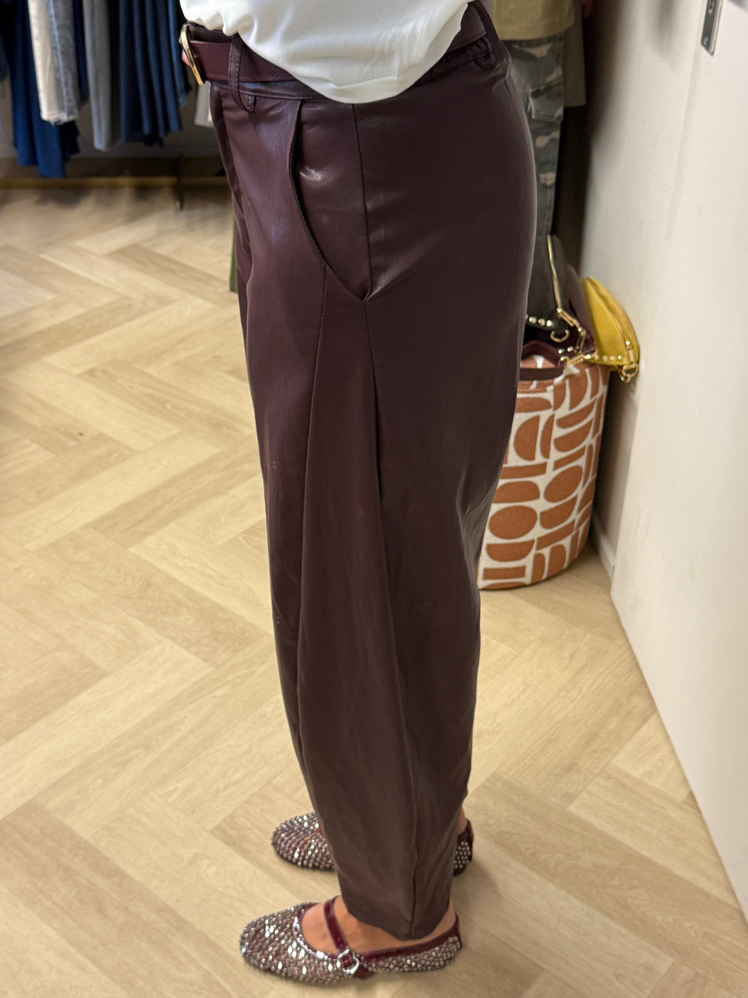 Ilka Ballonhose – Gummizugbund hinten und schmal zulaufendes Bein