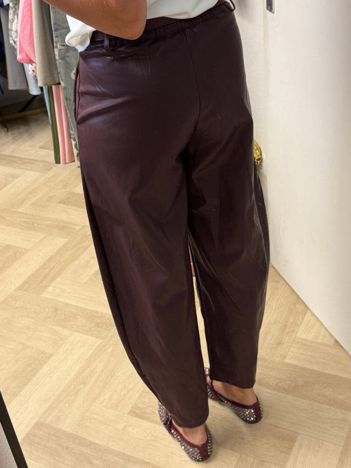 Ilka Ballonhose – Gummizugbund hinten und schmal zulaufendes Bein