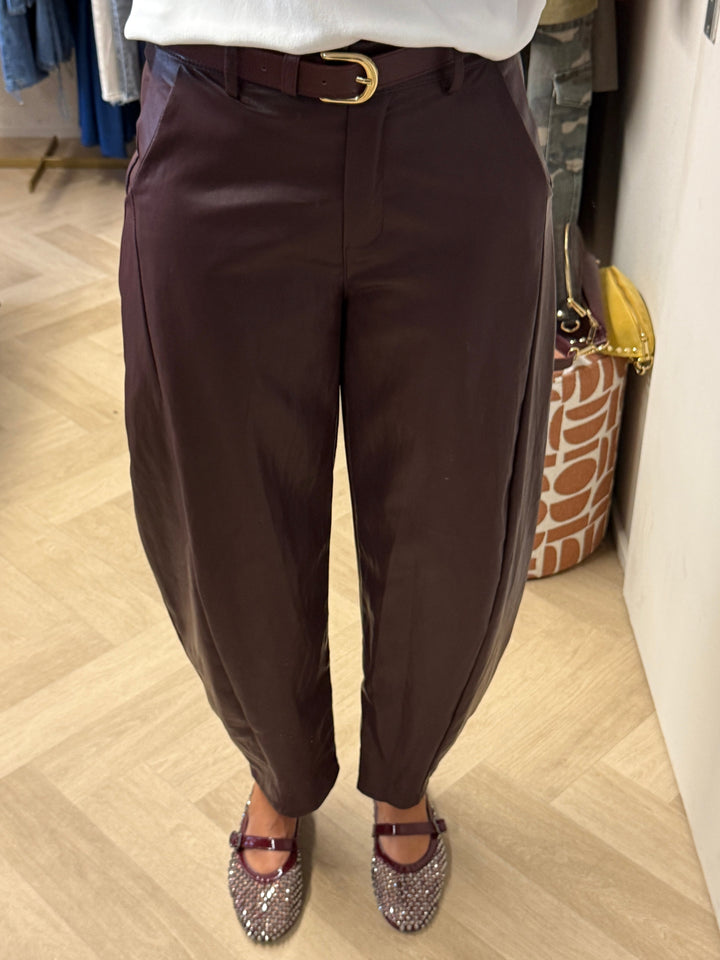 Ilka Ballonhose – Gummizugbund hinten und schmal zulaufendes Bein