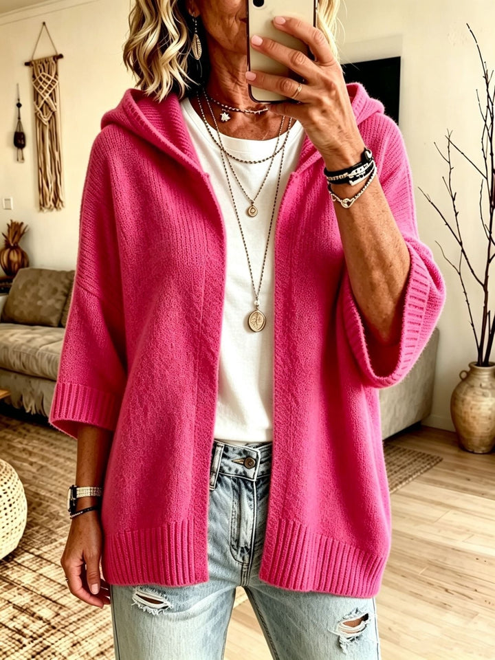 Ina Damen Kapuzen-Strickjacke mit Dreiviertelärmeln und offener Front – Rosenrot