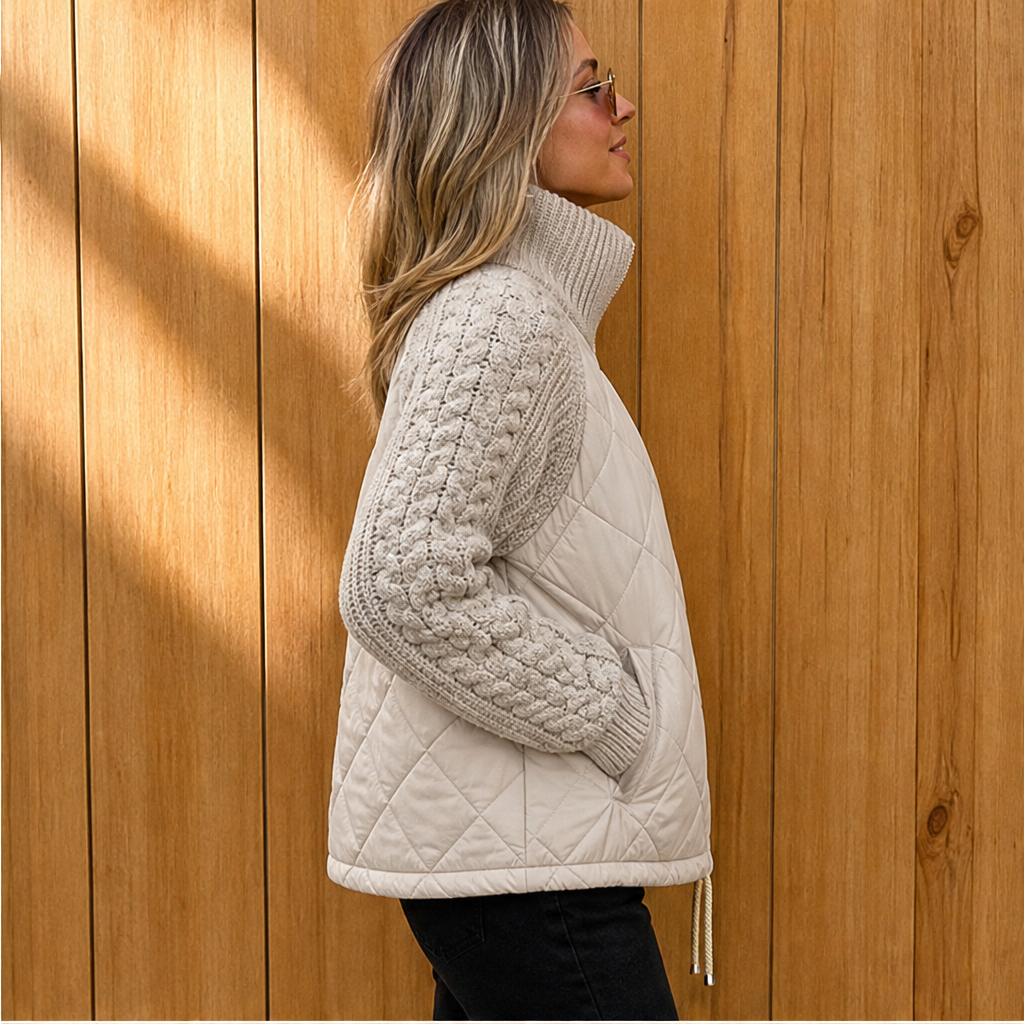 Inka Damen Steppjacke mit Zopfstrickärmeln, Rippkragen und Tunnelzugsaum