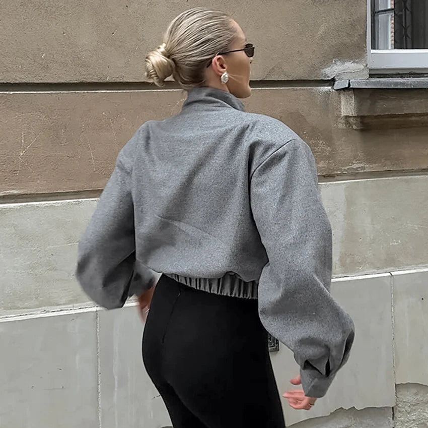 Insa | Damen leichte kurze Jacke mit Stehkragen für kühle Tage