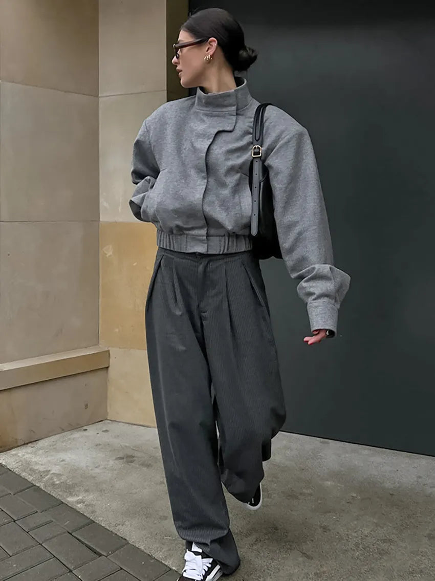 Insa | Damen leichte kurze Jacke mit Stehkragen für kühle Tage