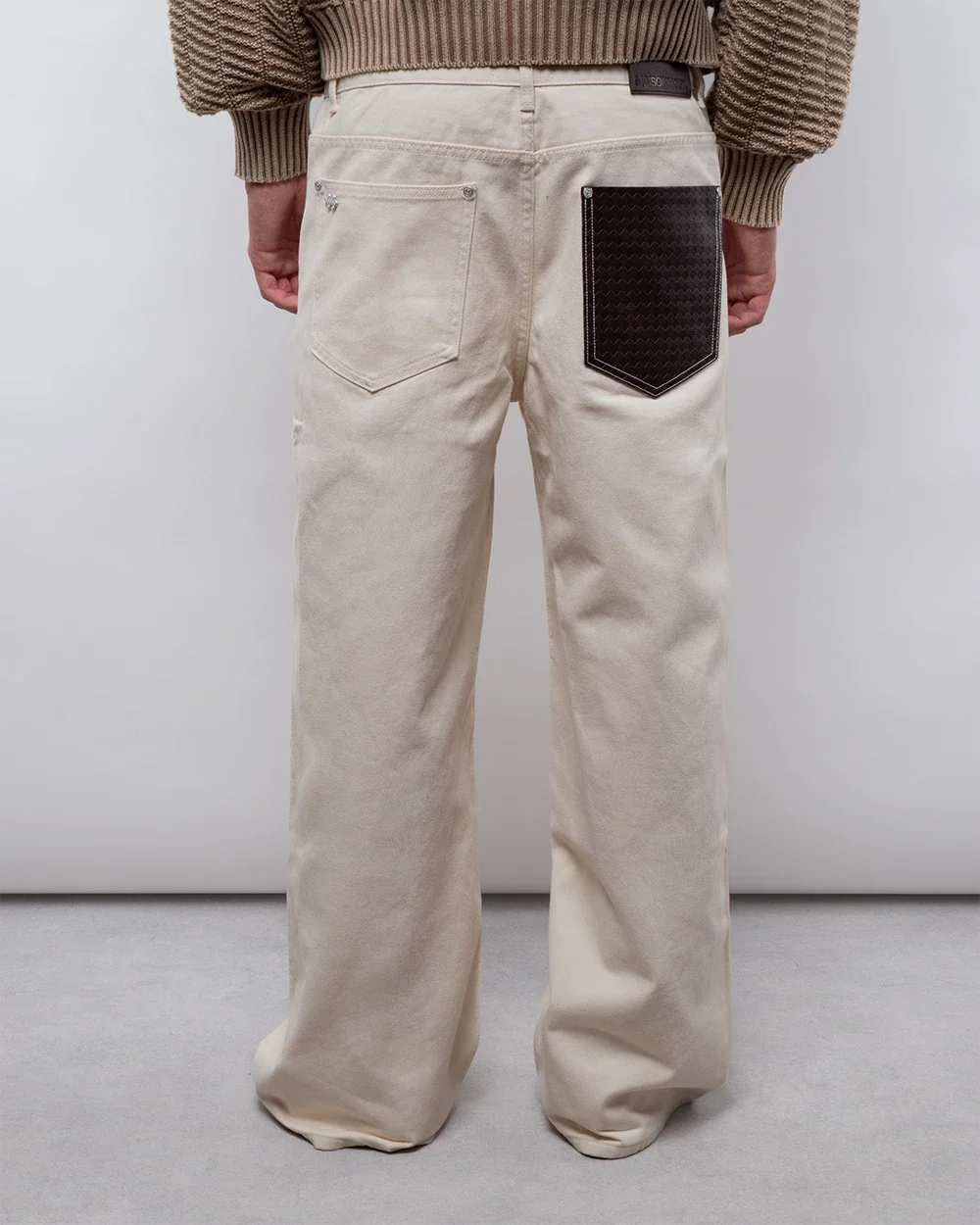 Jonas Herren Weite Jeans mit Kontrastbesatz an der Gesäßtasche