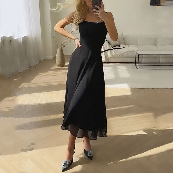 Kristina | Ärmelloses Midikleid mit eckigem Ausschnitt