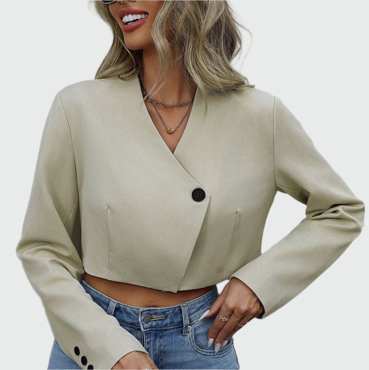 Kurze Damenjacke mit V-Ausschnitt und Ärmeldekoration