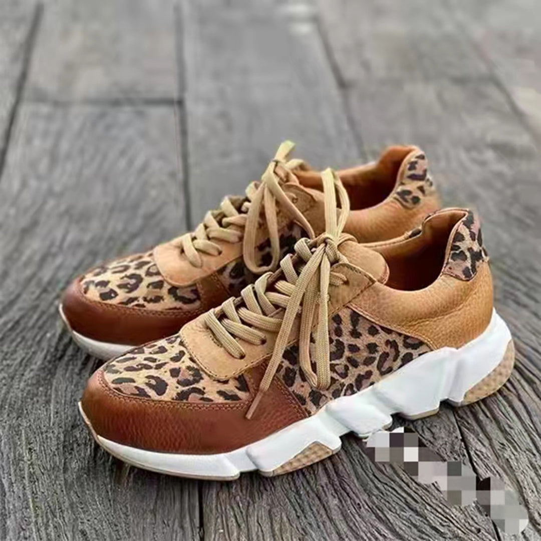 Laufschuhe Damen mit Animal-Print und Schnürung