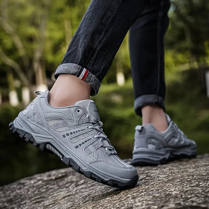 Laufschuhe Damen mit Profilsohle und Vorderer Schnürung