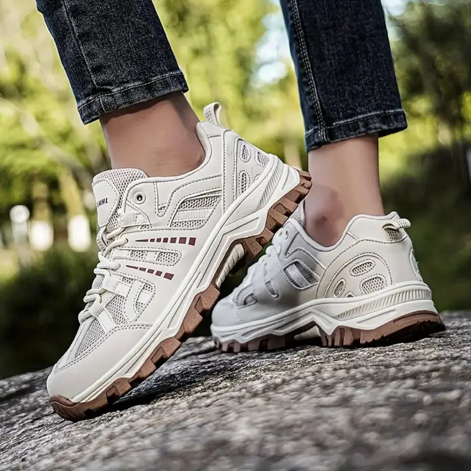 Laufschuhe Damen mit Profilsohle und Vorderer Schnürung