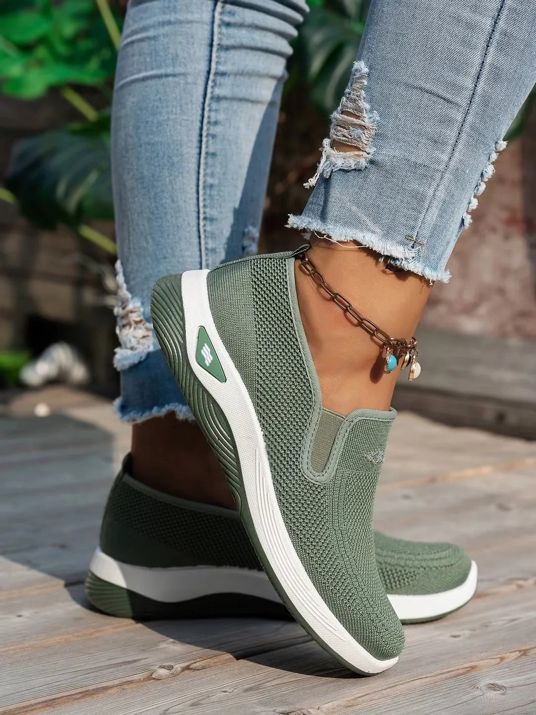Laufschuhe Damen mit Slip-On-Einstieg und Geschlossener Spitze