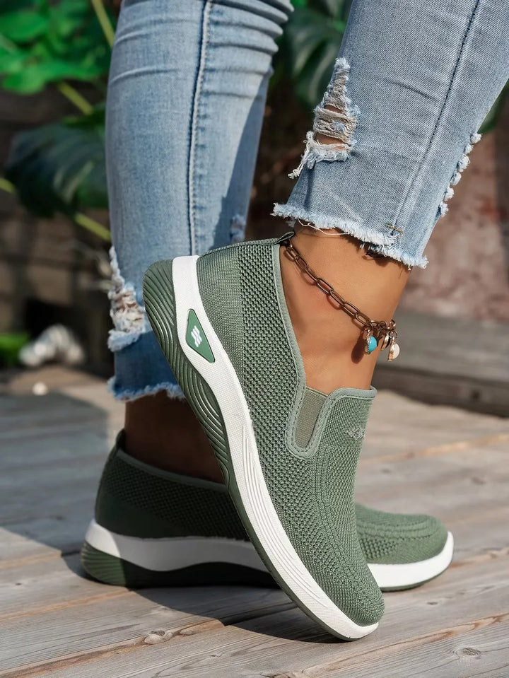 Laufschuhe Damen mit Slip-On-Einstieg und Geschlossener Spitze