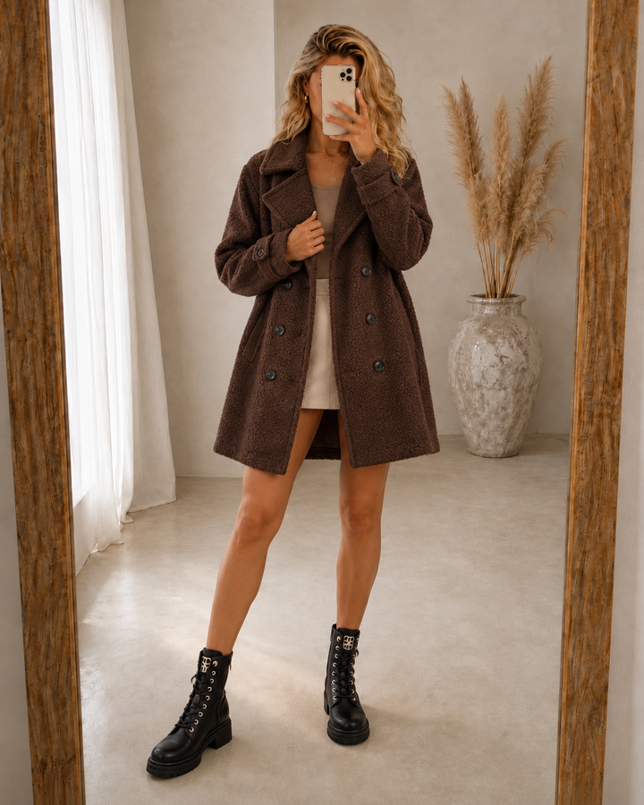 Lena Damen Gefütterte Jacke mit Drei-Knopf-Verschluss – Braun