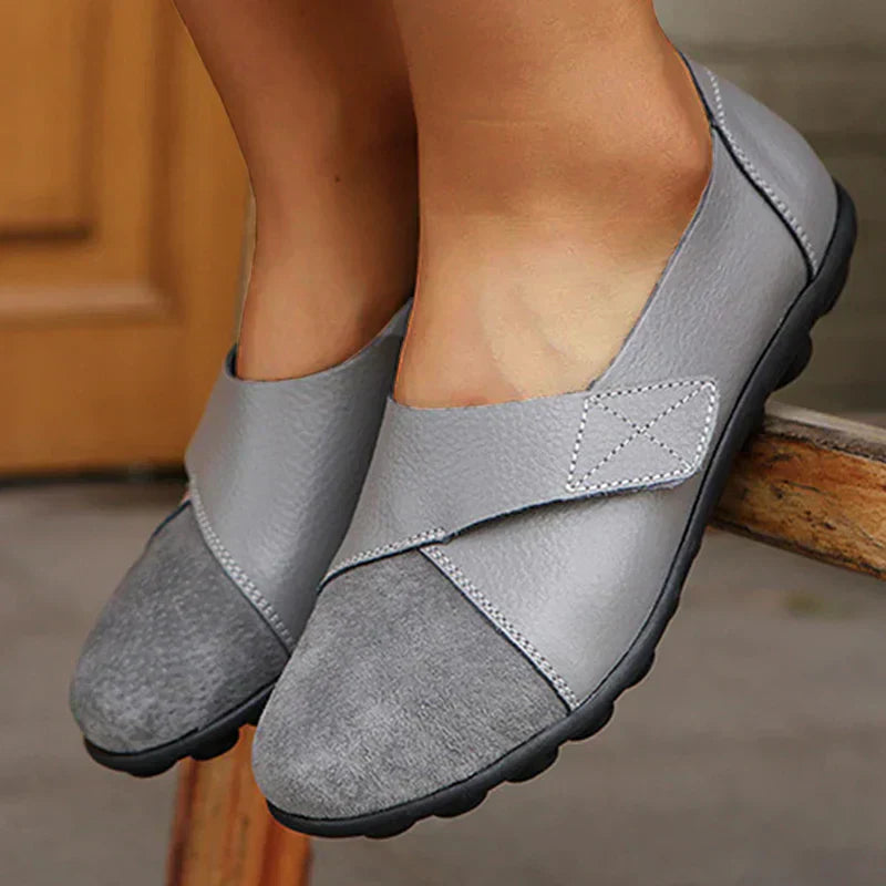 Loafer Damen mit Kreuzband-Panel und X-Stich-Naht