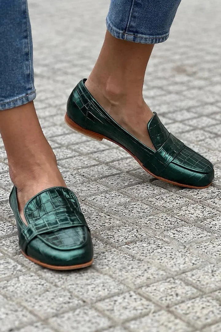 Loafer Damen mit Krokoprägung und Flacher Sohle