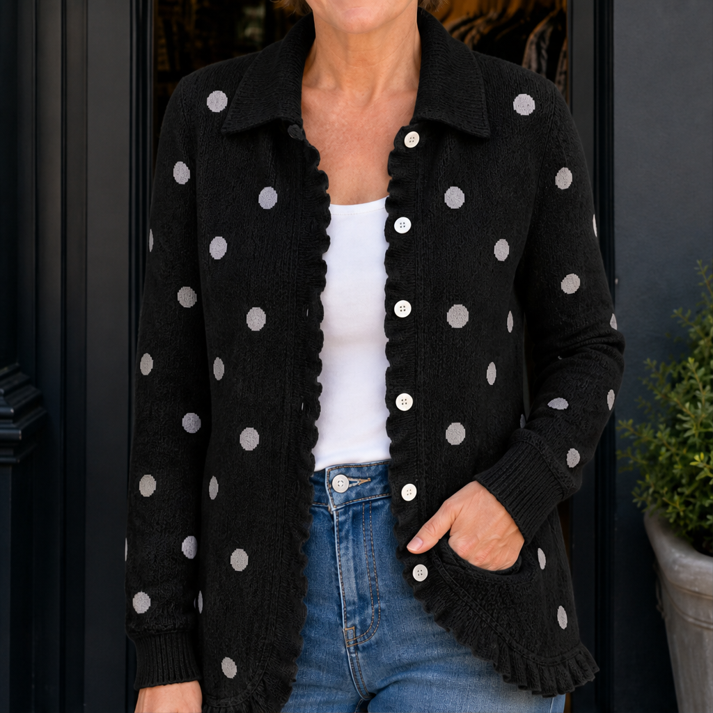 Lotta Damen Strickjacke mit Punktemuster, Kragen und Rüschenbesatz in Schwarz