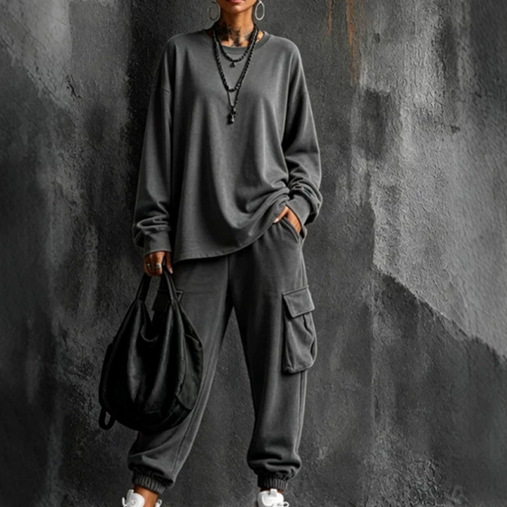 Lotta Damen Zweiteiler mit Rundhals-Shirt und Cargohose