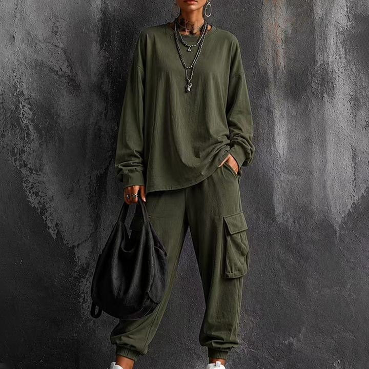 Lotta Damen Zweiteiler mit Rundhals-Shirt und Cargohose