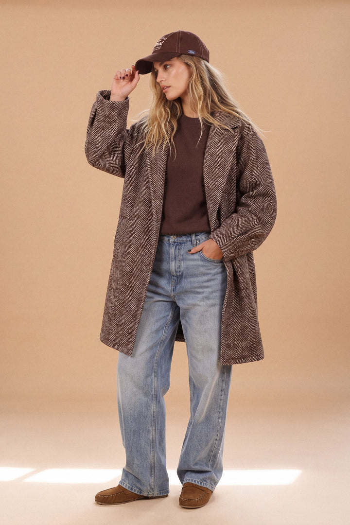 Lotte Oversize-Mantel – Fischgrätmuster mit Kontrastfutter und Taschen