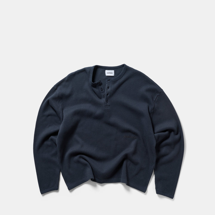 Lukas Herren Oversized Henley Langarmshirt mit Waffelstruktur – Nachtblau