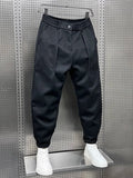 Mats | Herren Bundfaltenhose mit hohem Bund und schmal zulaufendem Bein
