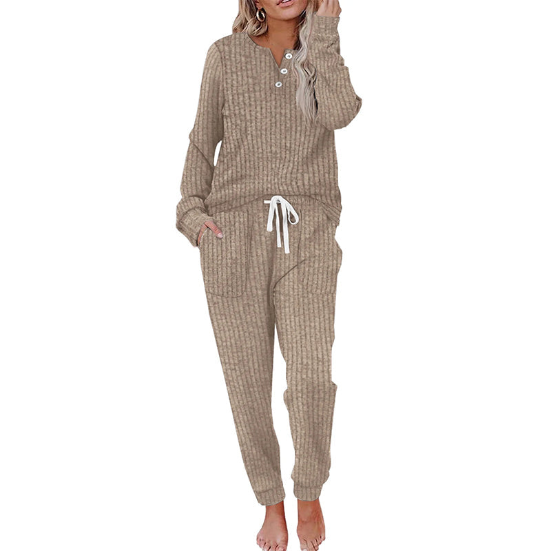 Merle Damen Zweiteiler aus Knopfoberteil und Hose mit Tunnelzug – Khaki