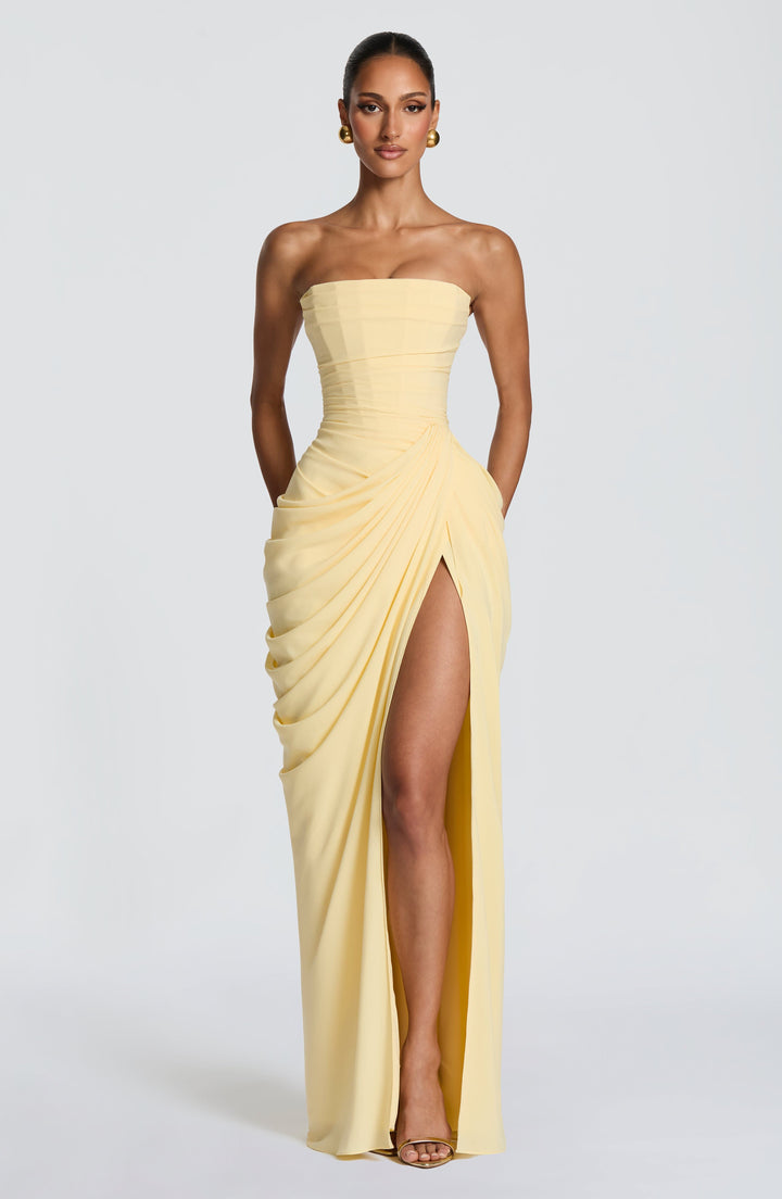 Olivia | Maxikleid mit Schnürung und Schlitz