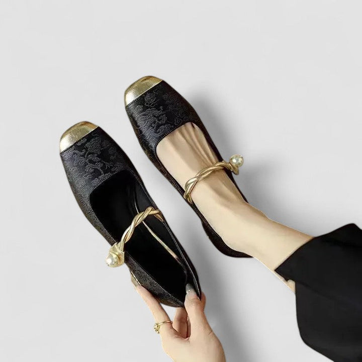 Pumps Damen mit Eckiger Zehenpartie Spannriemen und Blockabsatz