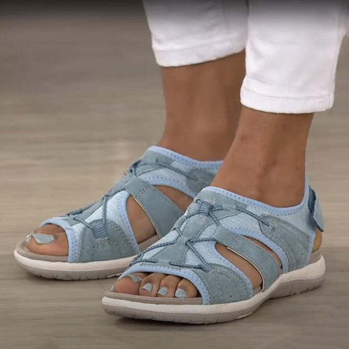 Sandalen Damen mit breiten Kreuzriemen Klettverschluss und offener Zehenpartie