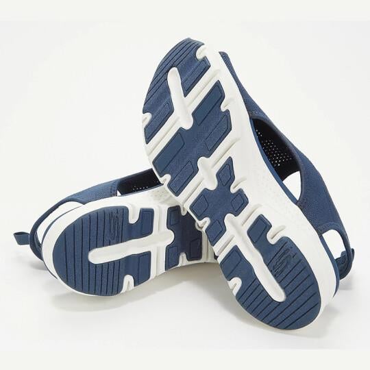Sandalen Damen mit Strickobermaterial seitlichen Ausschnitten und Plateau-Sohle