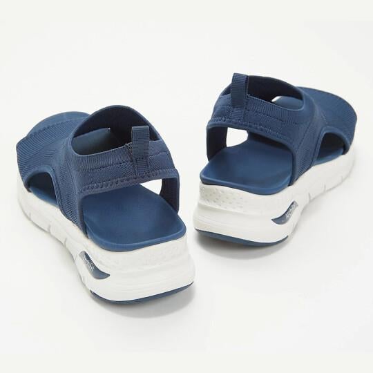 Sandalen Damen mit Strickobermaterial seitlichen Ausschnitten und Plateau-Sohle